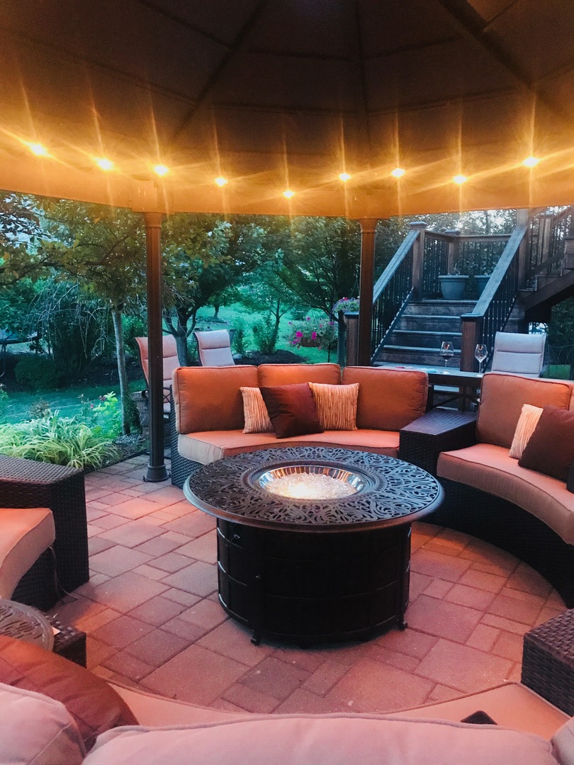 1358 Karen Drive, West Dundee, IL 60118