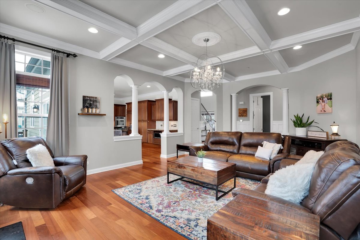 1358 Karen Drive, West Dundee, IL 60118