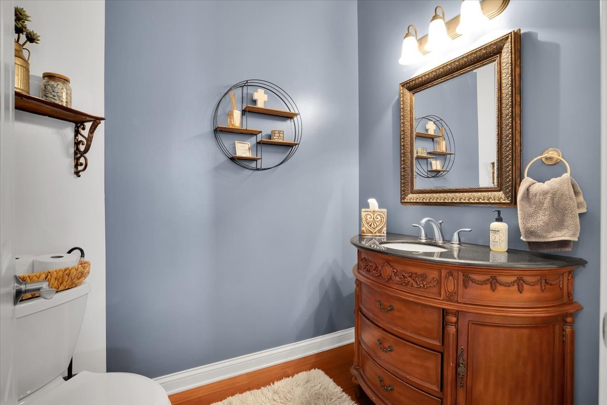 1358 Karen Drive, West Dundee, IL 60118