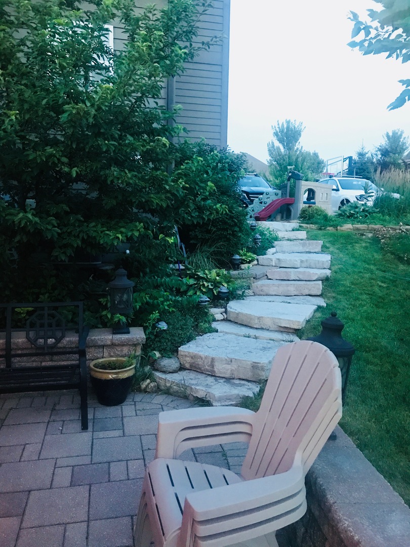 1358 Karen Drive, West Dundee, IL 60118