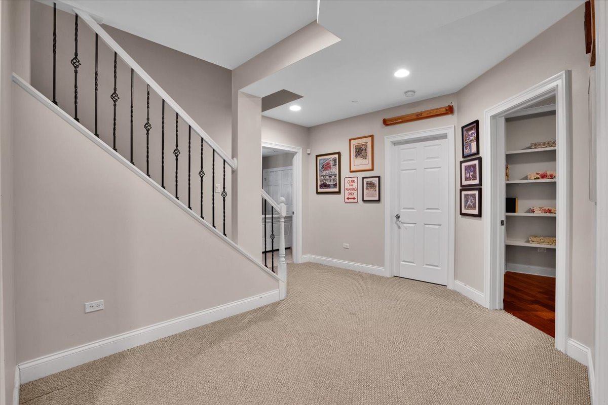 1358 Karen Drive, West Dundee, IL 60118