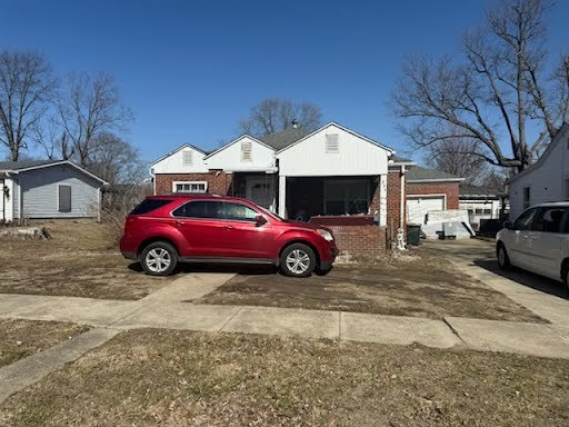 235 E Madison Street, Paris, IL 61944