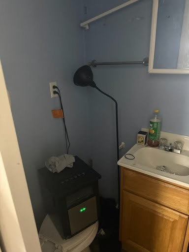 235 E Madison Street, Paris, IL 61944