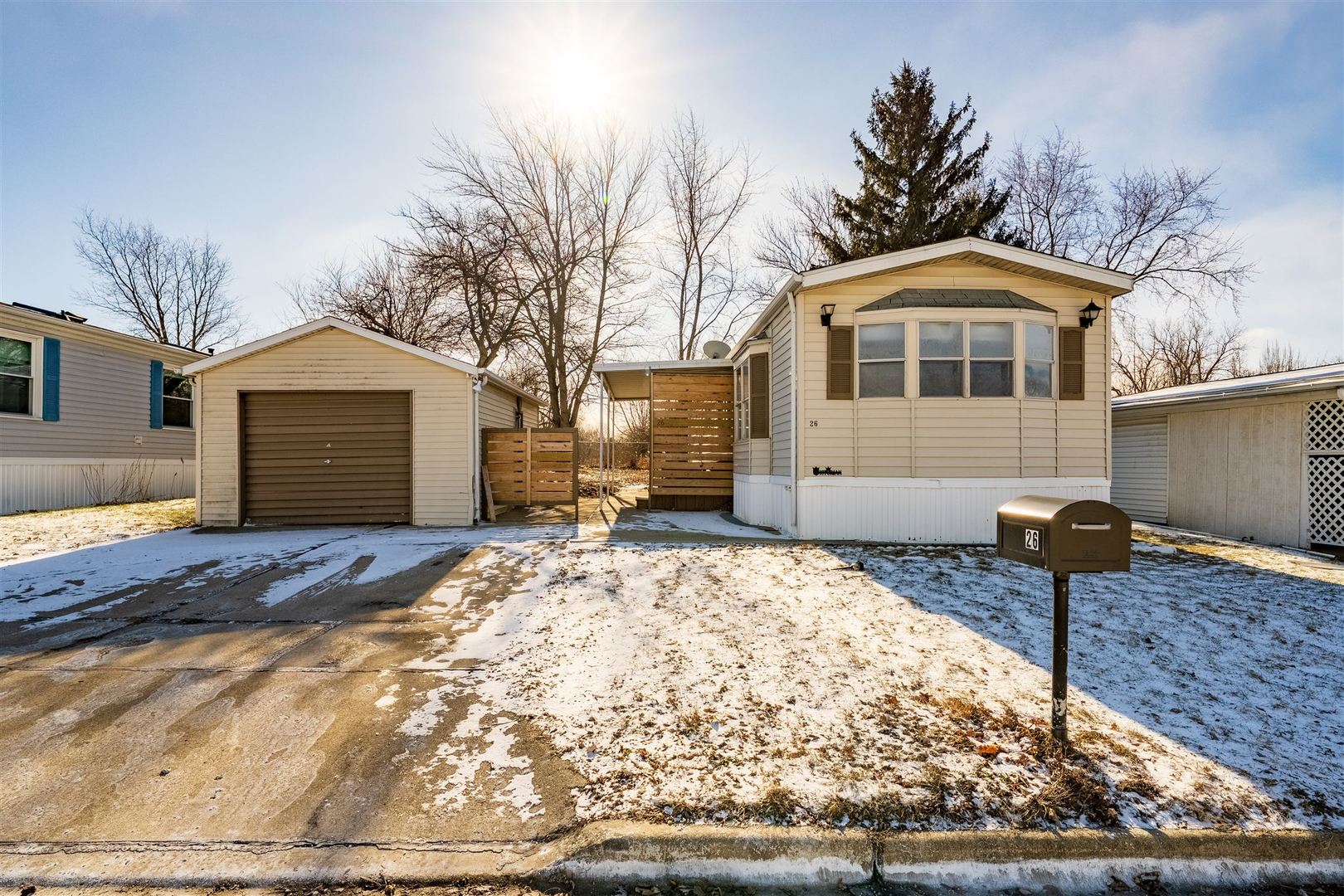 26 Troy Court, Bloomington, IL 61701