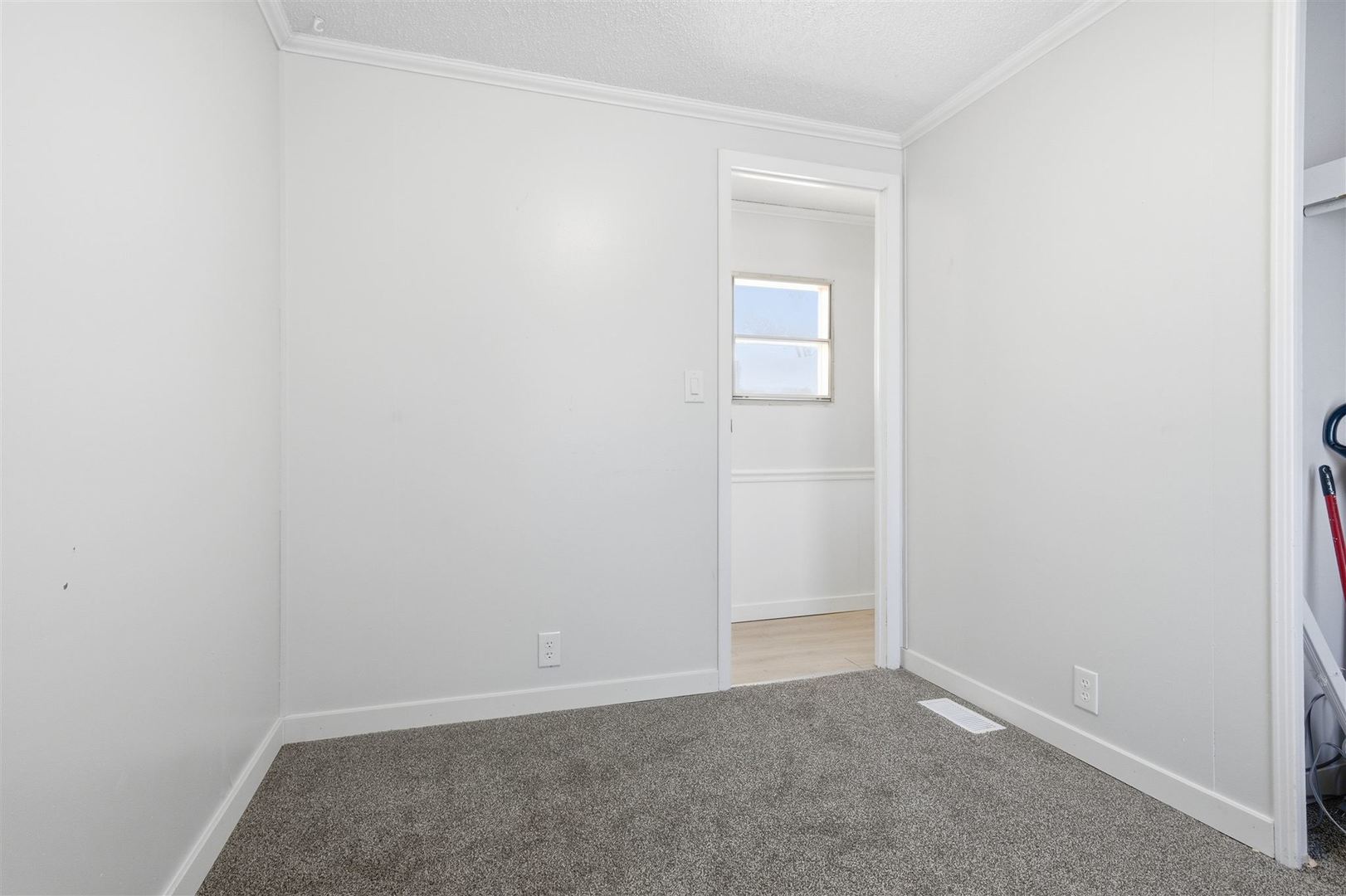 26 Troy Court, Bloomington, IL 61701