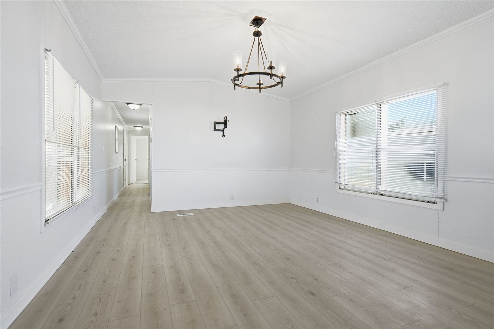 26 Troy Court, Bloomington, IL 61701