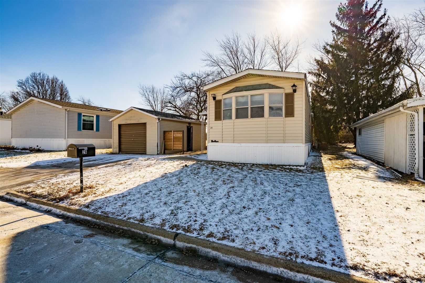 26 Troy Court, Bloomington, IL 61701