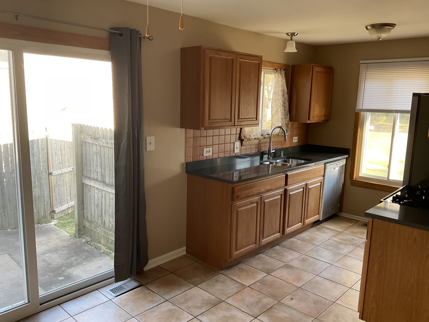 1066 Foxworth Boulevard #0, Lombard, IL 60148