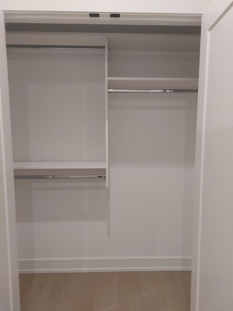 4625 S Michigan Avenue #1, Chicago, IL 60653