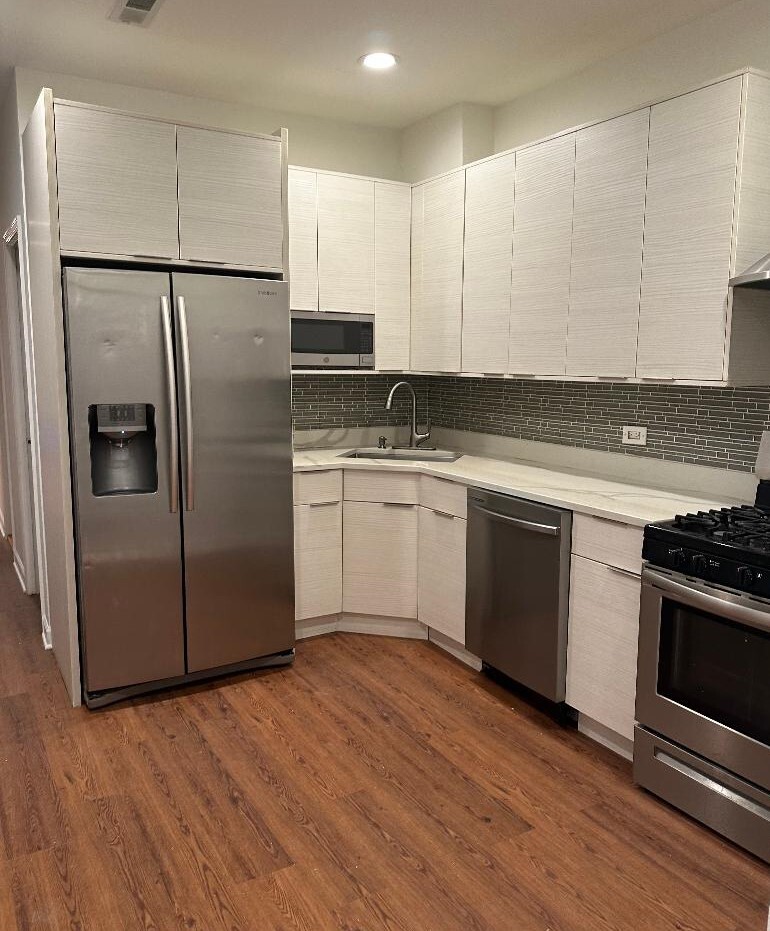 6045 W Irving park Road #2, Chicago, IL 60634