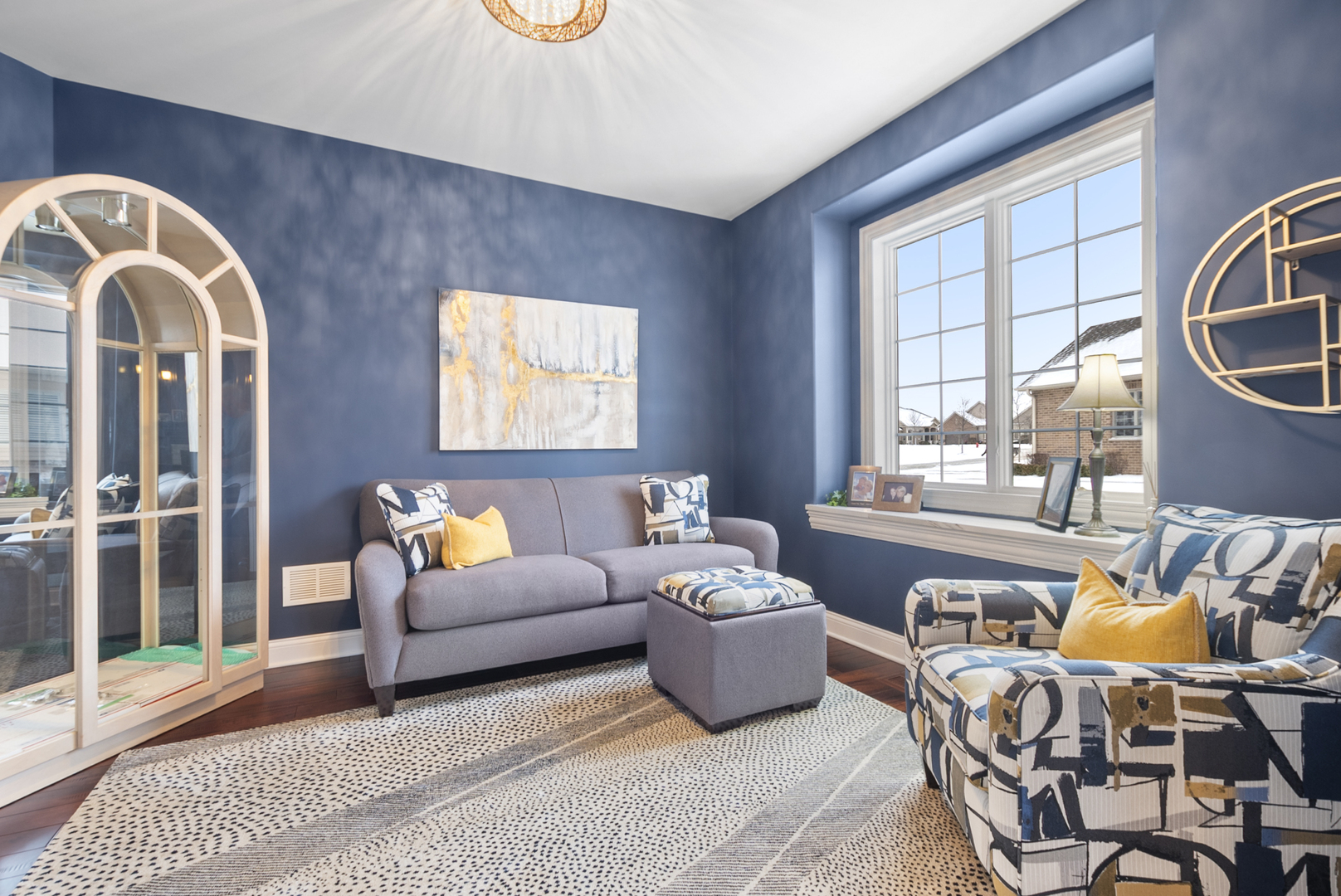 9175 Holland Harbour Circle, Frankfort, IL 60423