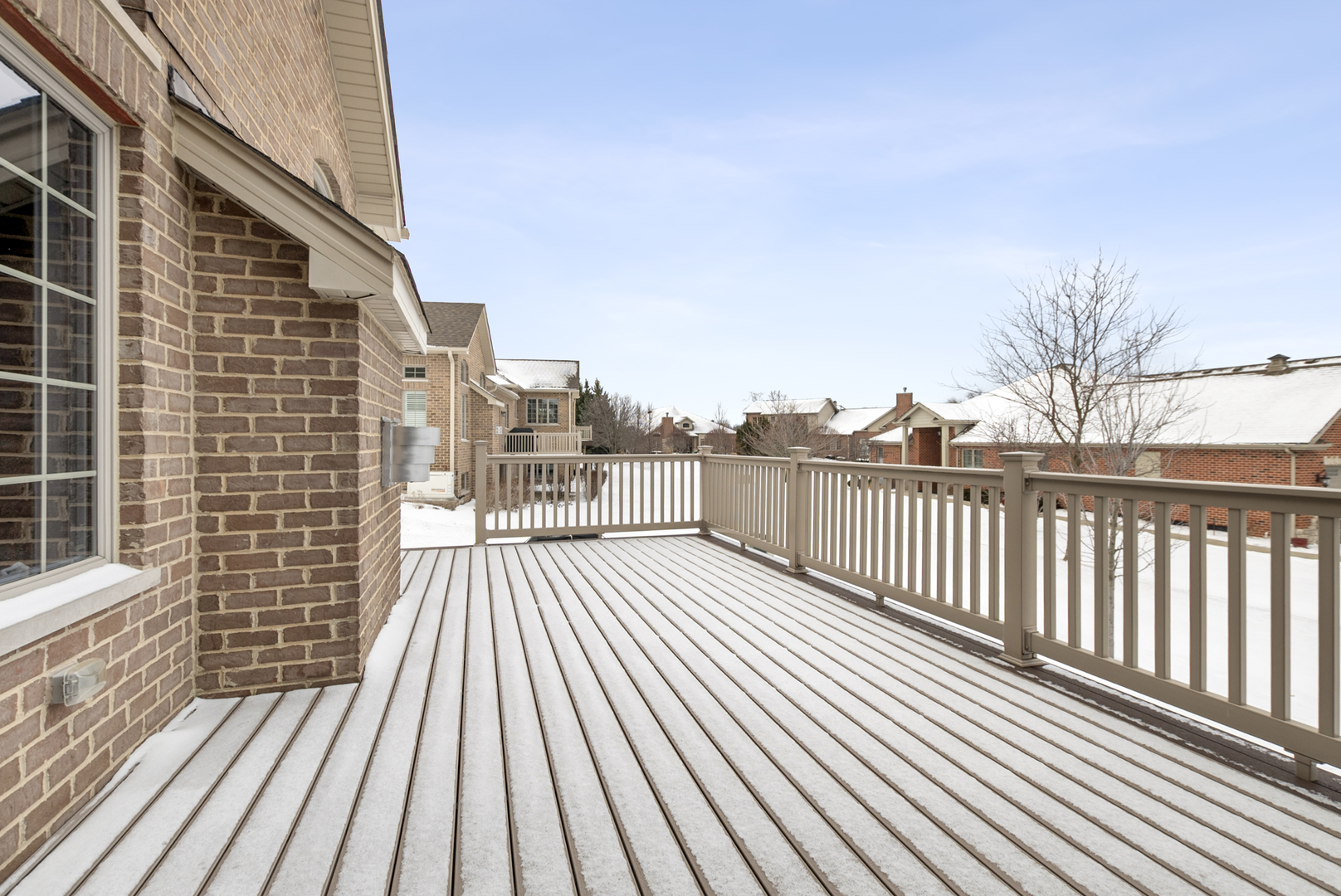 9175 Holland Harbor Circle, Frankfort, IL 60423