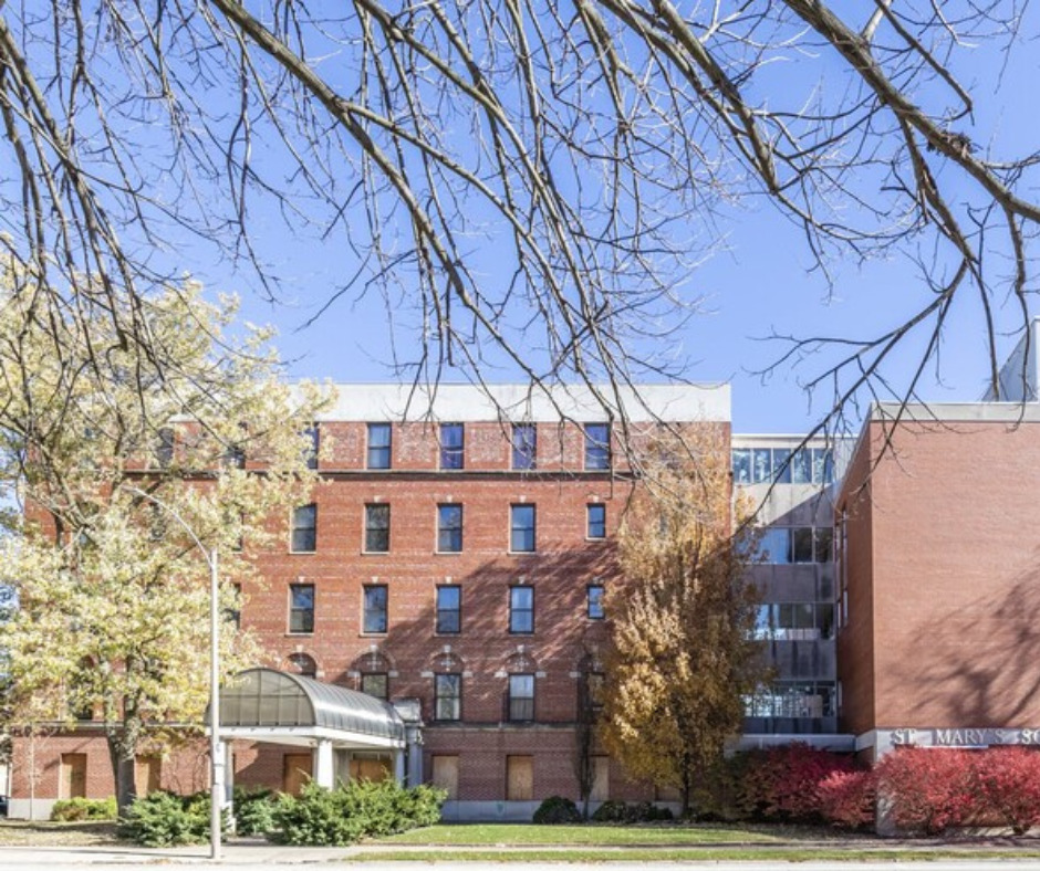 239 S Cherry Street, Galesburg, IL 61401