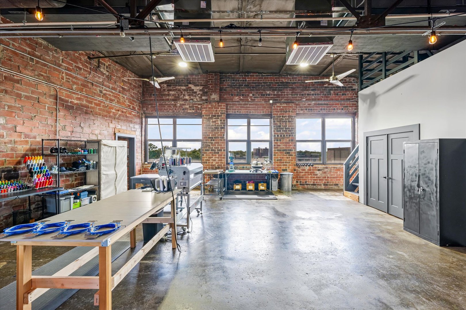 209 E Washington Street #5, Bloomington, IL 61701