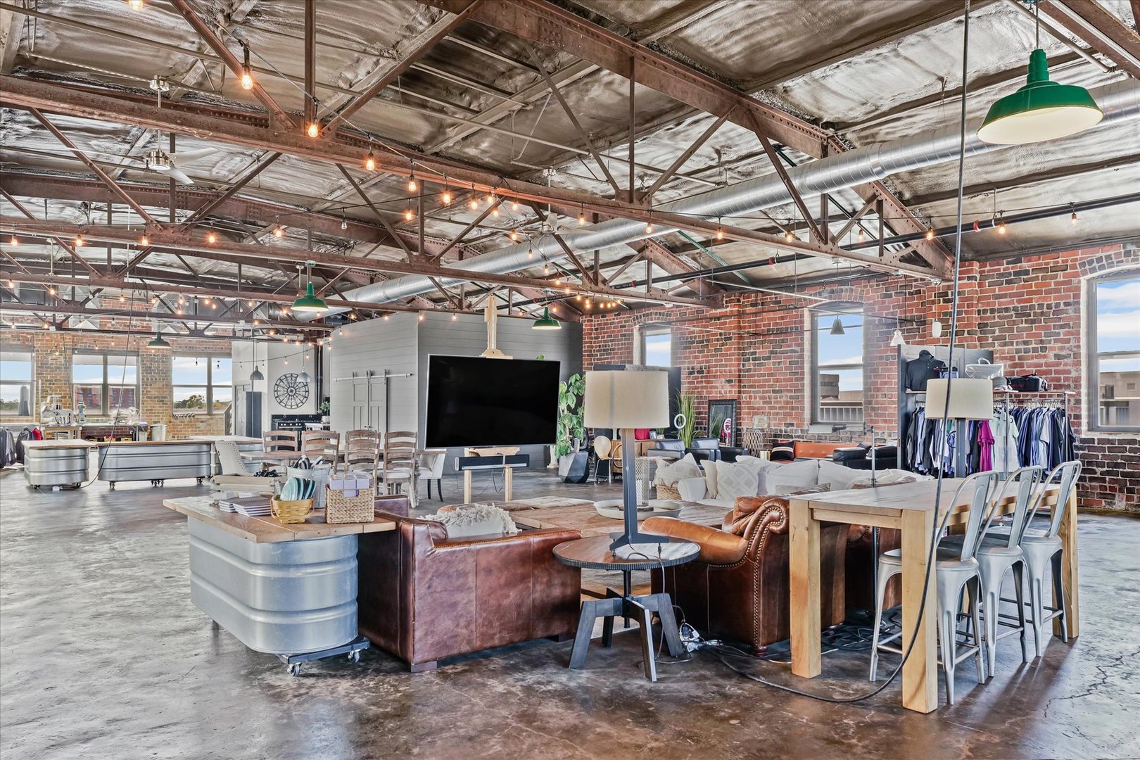 209 E Washington Street #5, Bloomington, IL 61701