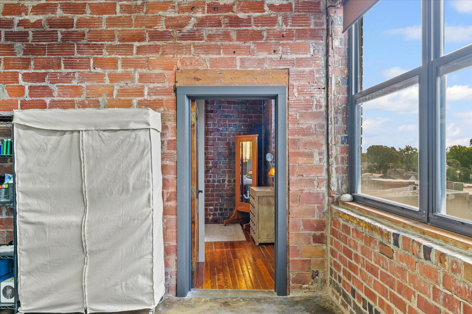 209 E Washington Street #5, Bloomington, IL 61701