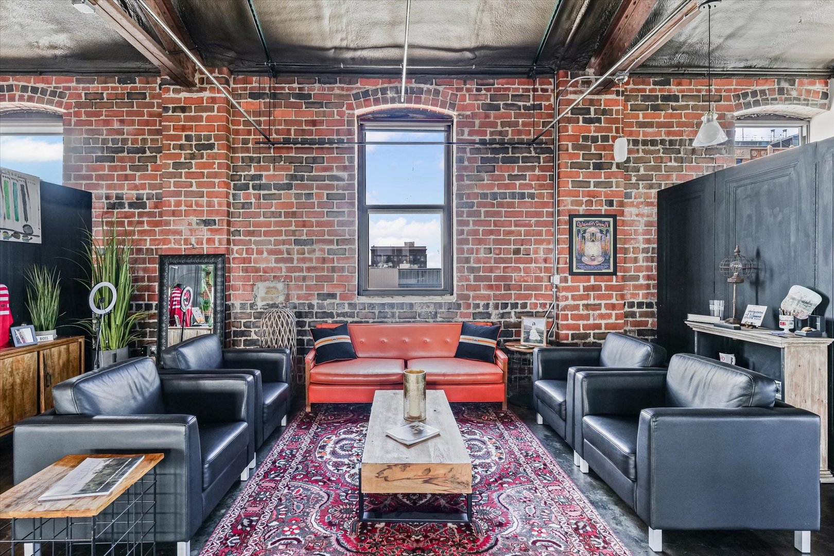 209 E Washington Street #5, Bloomington, IL 61701