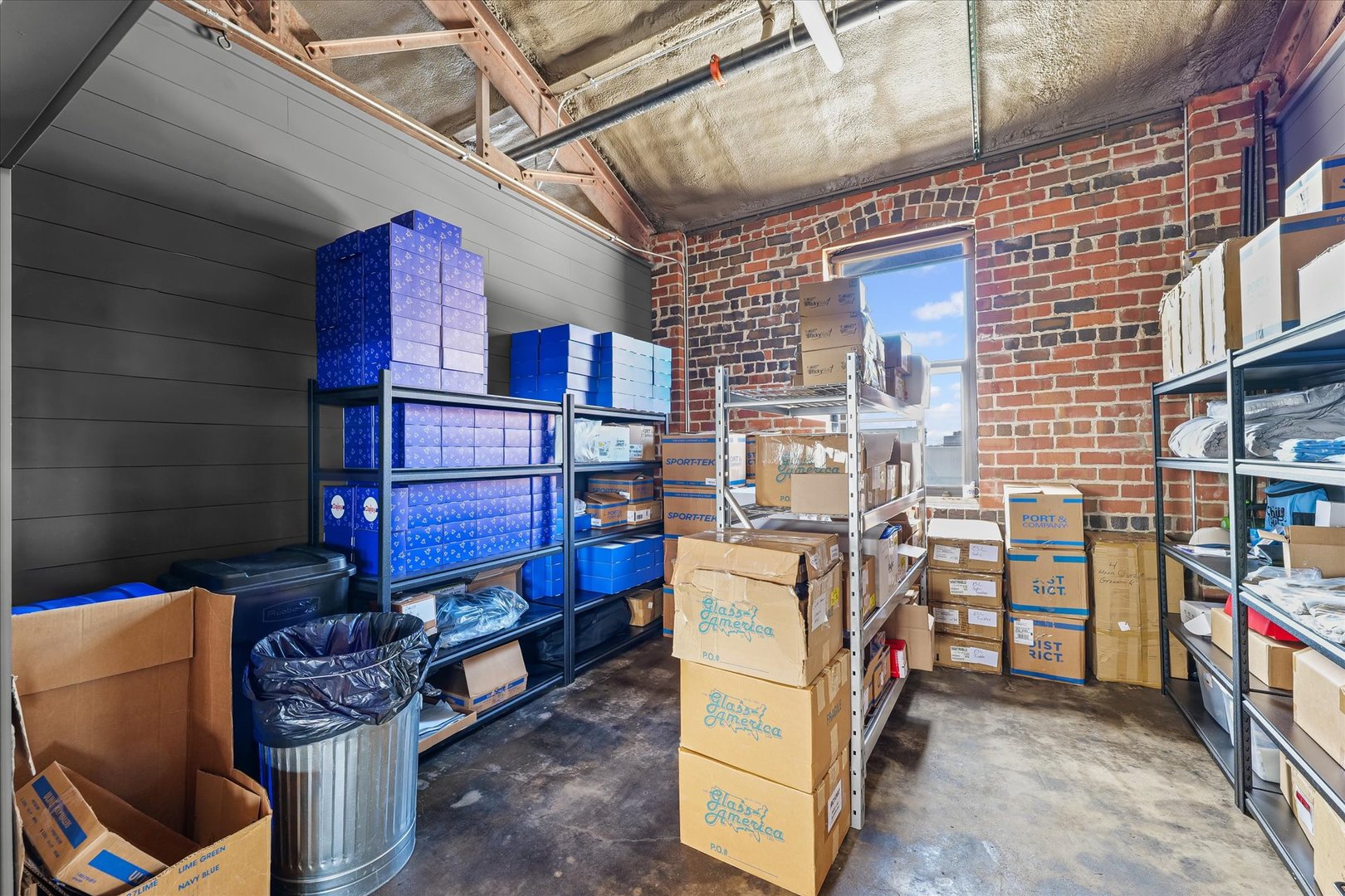 209 E Washington Street #5, Bloomington, IL 61701