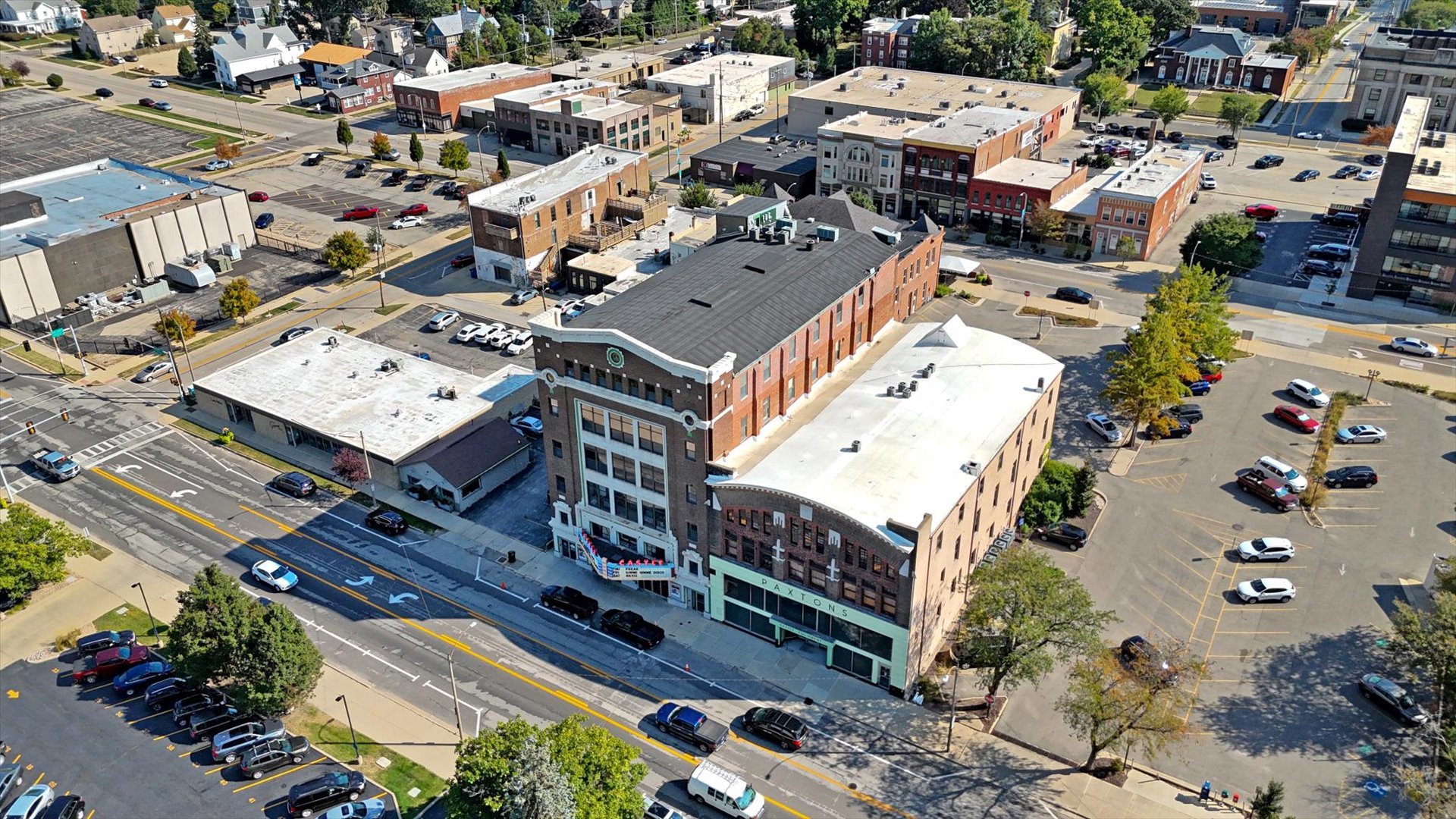 209 E Washington Street #5, Bloomington, IL 61701