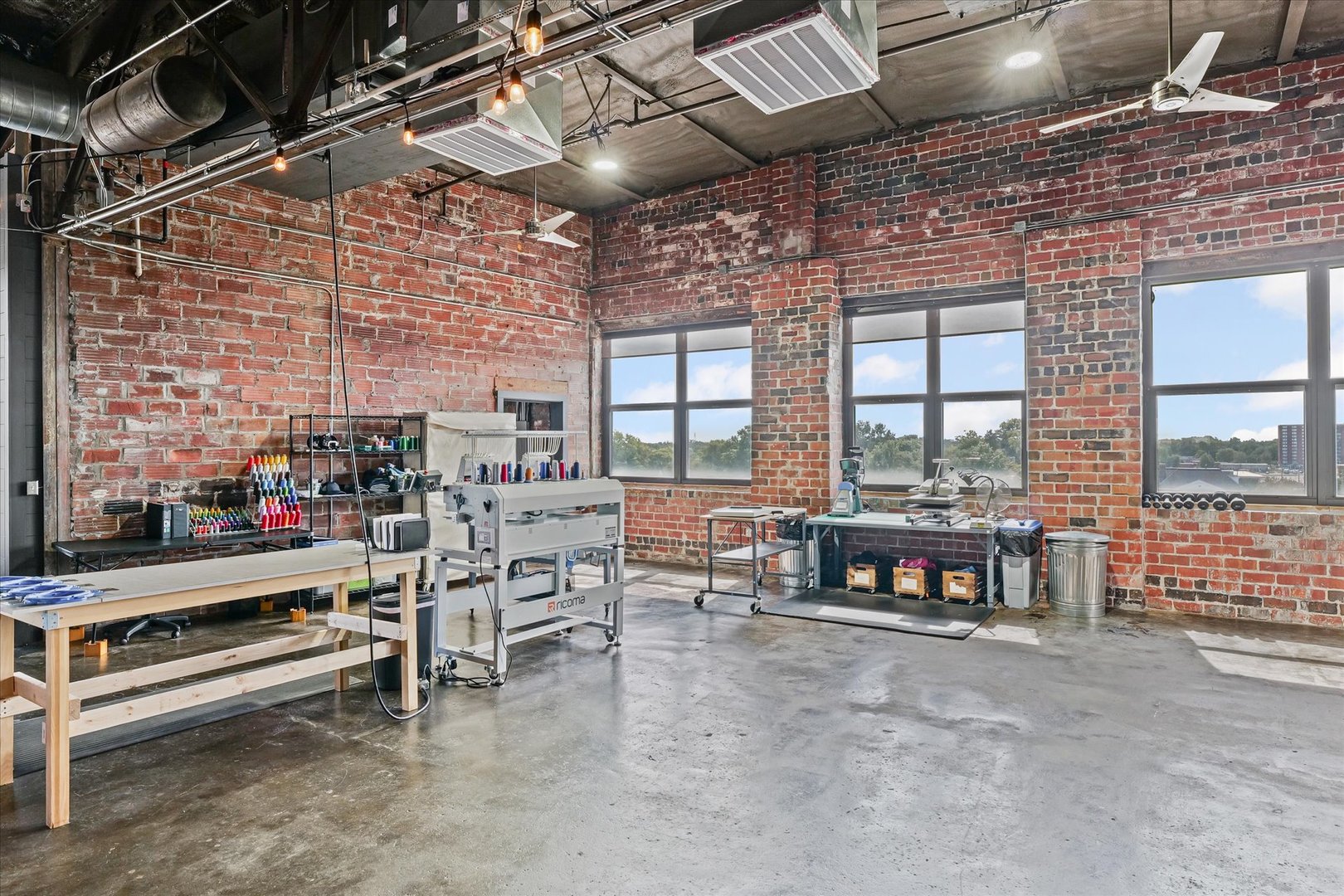 209 E Washington Street #5, Bloomington, IL 61701