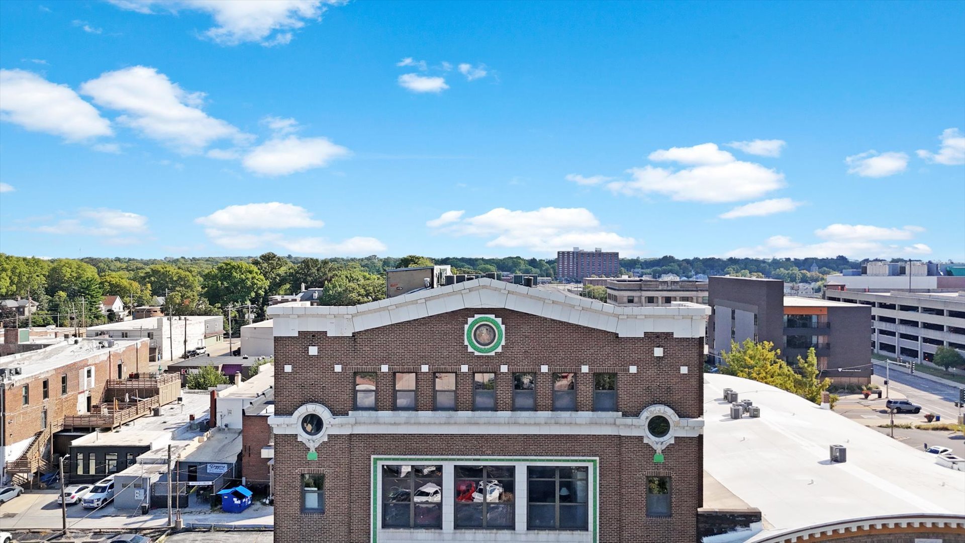 209 E Washington Street #5, Bloomington, IL 61701