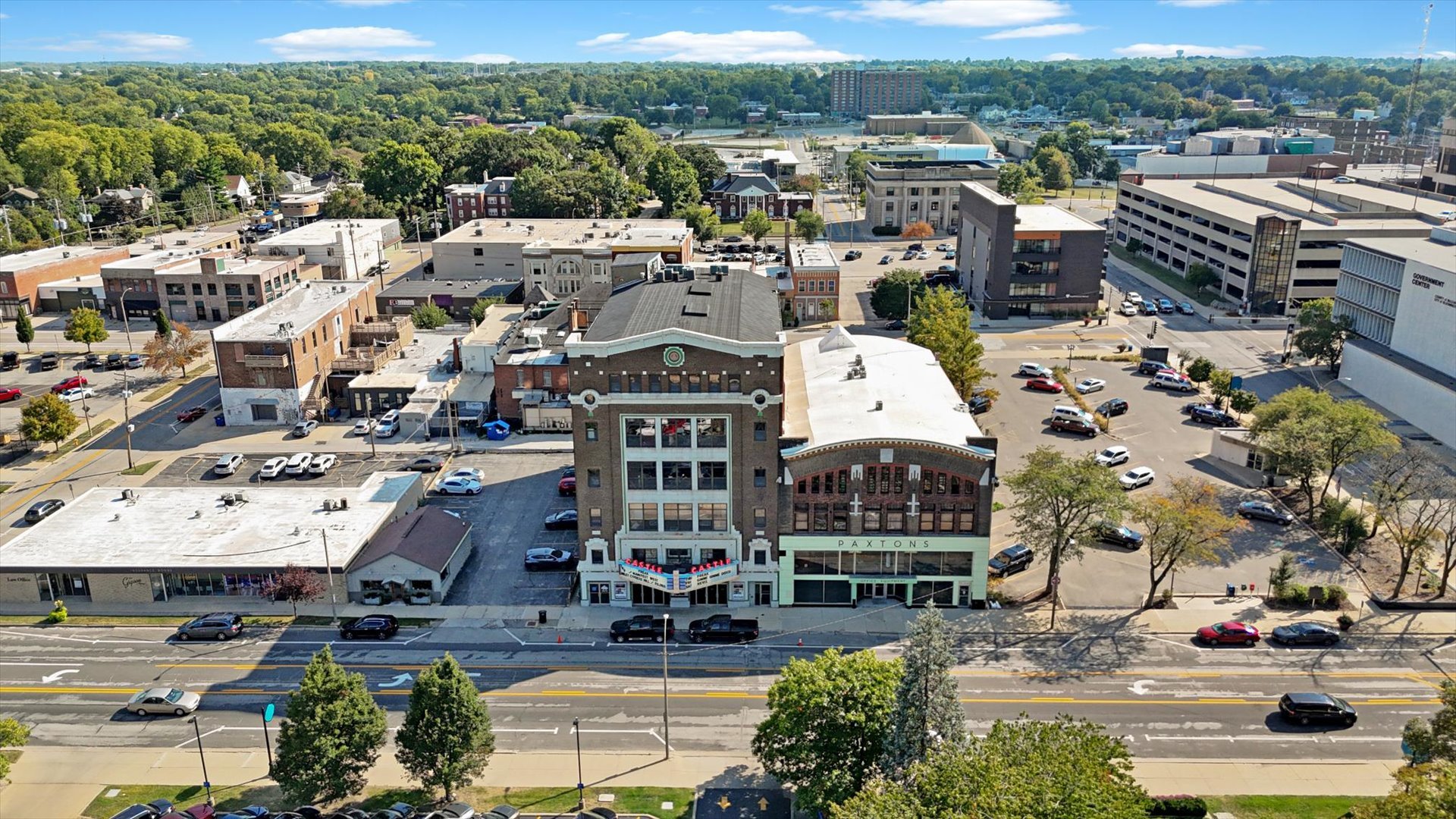 209 E Washington Street #5, Bloomington, IL 61701