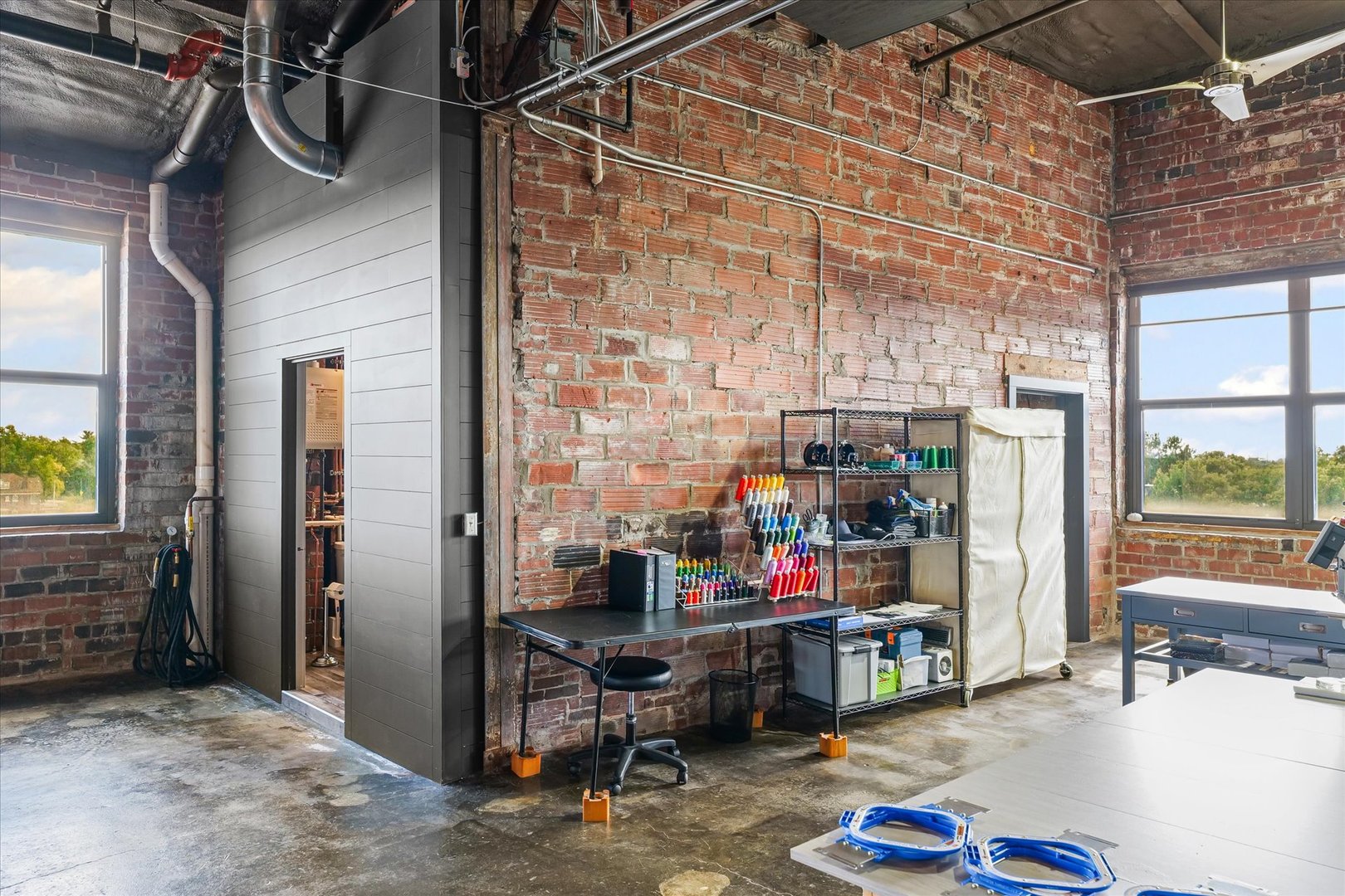 209 E Washington Street #5, Bloomington, IL 61701