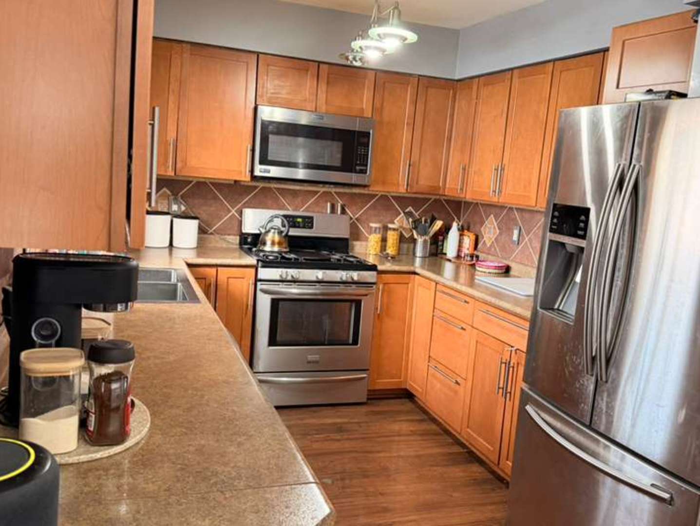 1286 Roxbury Road, Rockford, IL 61107