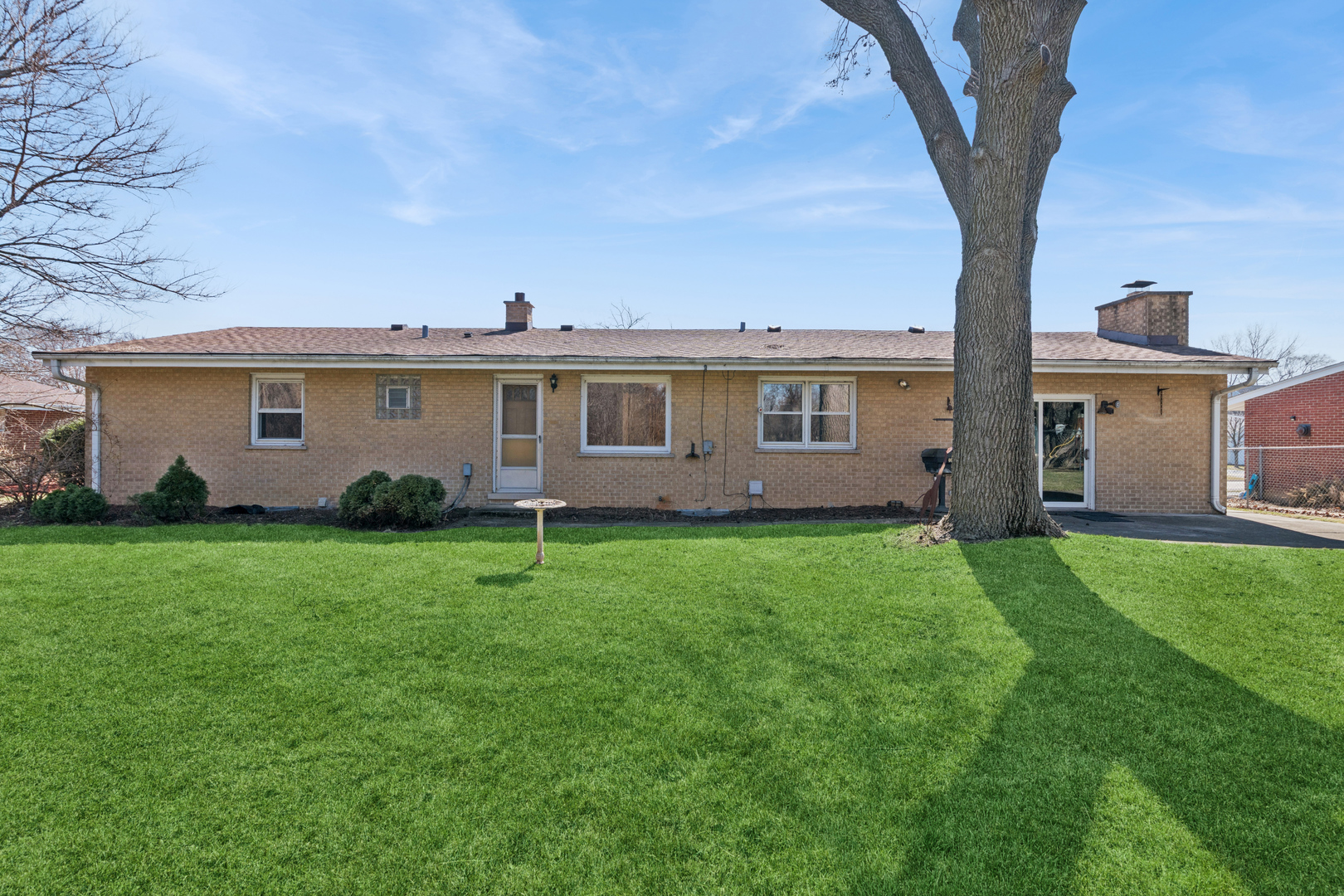 626 Burdette Avenue, Glendale Heights, IL 60139