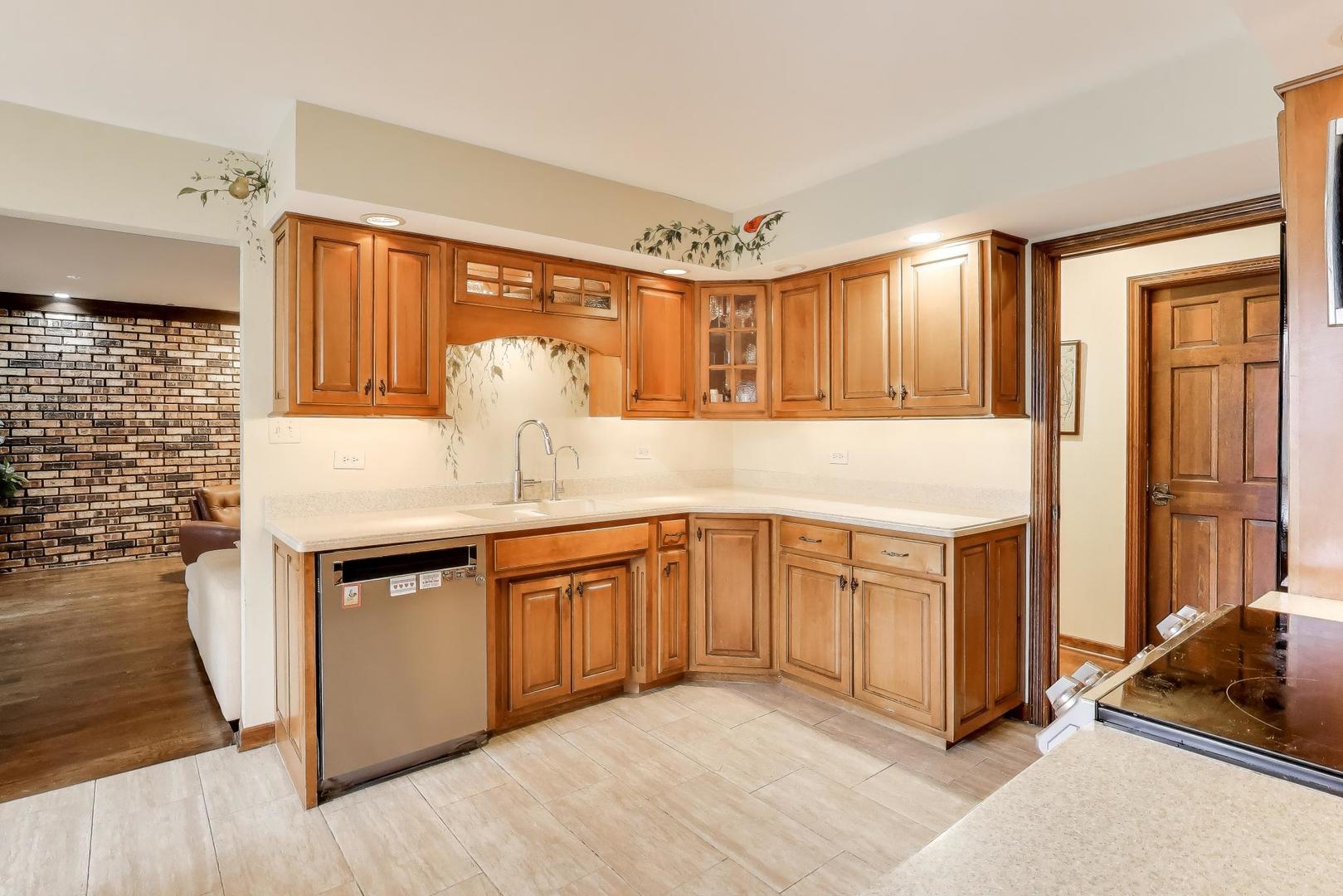 14660 SILVER LAKE Drive, Orland Park, IL 60462