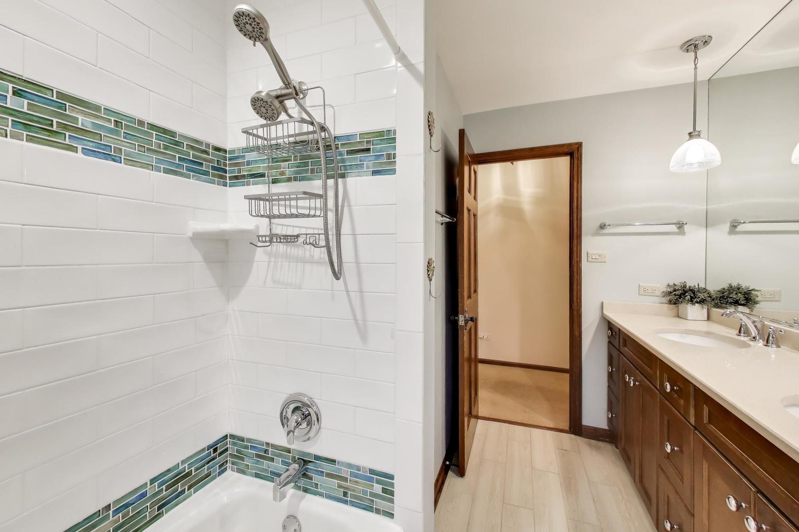 14660 SILVER LAKE Drive, Orland Park, IL 60462