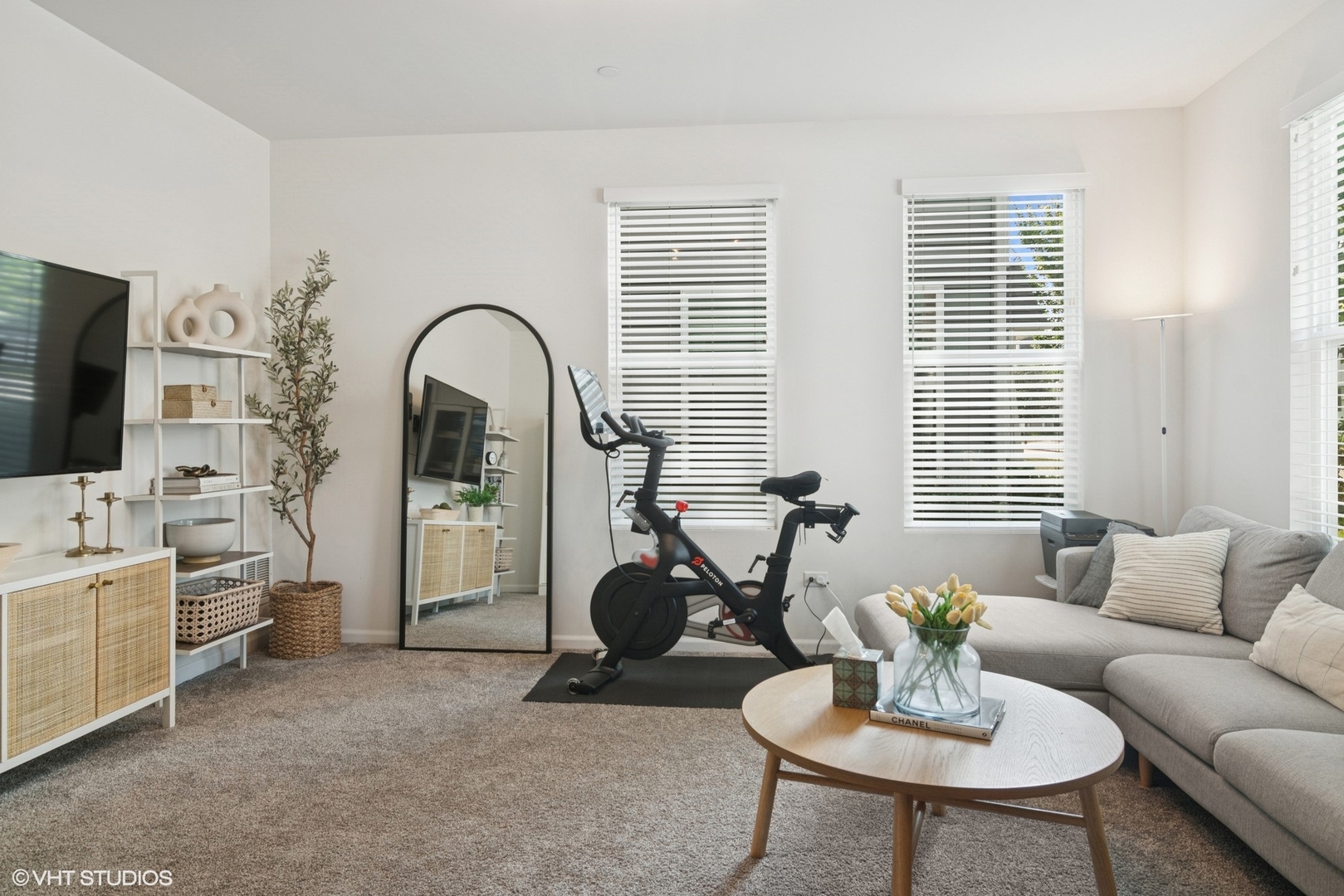 2709 Lily Lane, Rolling Meadows, IL 60008