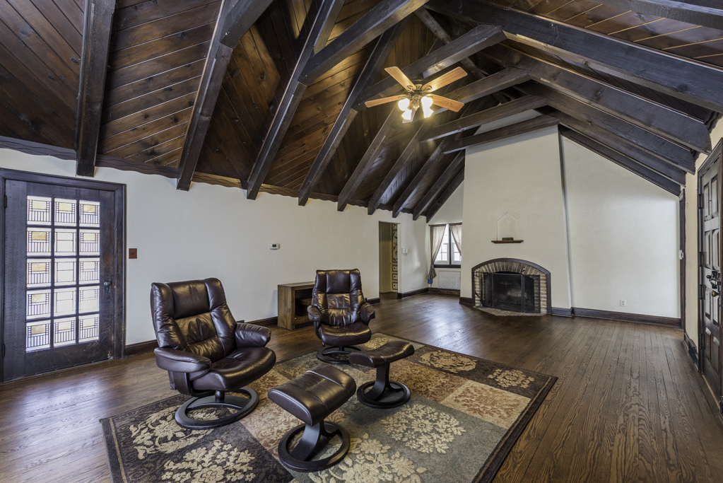 2205 13th Street, Winthrop Harbor, IL 60096