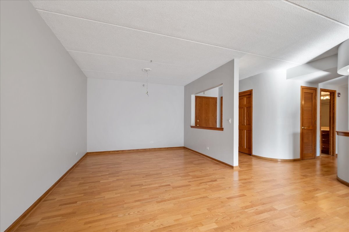 400 S Northwest Highway #301B, Park Ridge, IL 60068