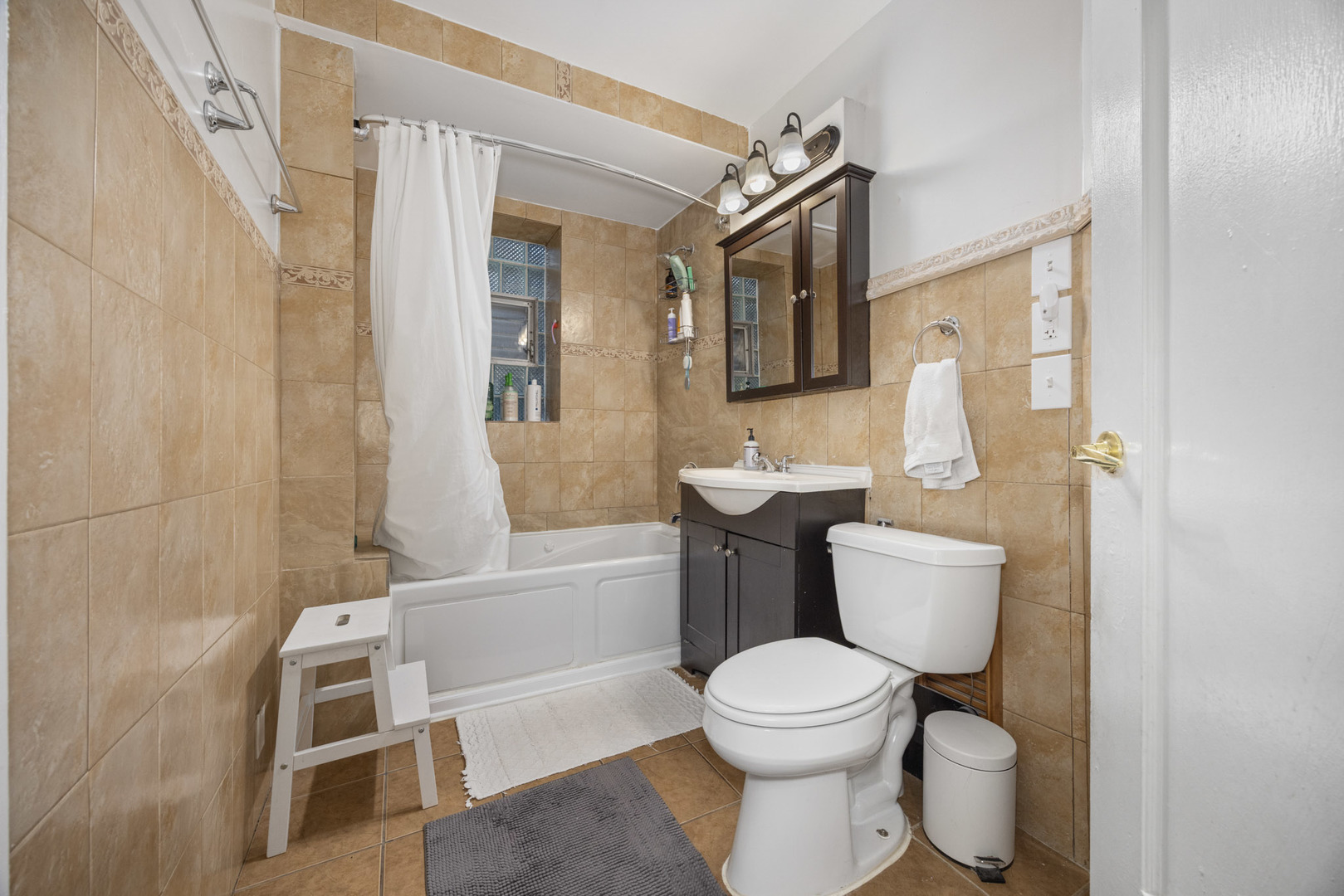 31 N Austin Boulevard, Chicago, IL 60644