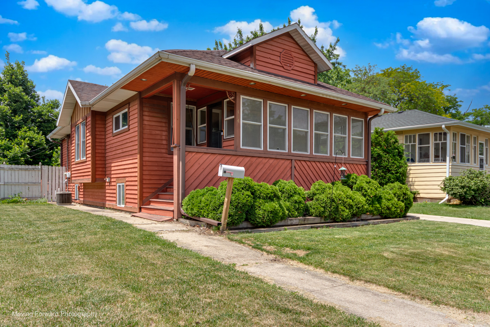 424 S Grace Street, Lombard, IL 60148