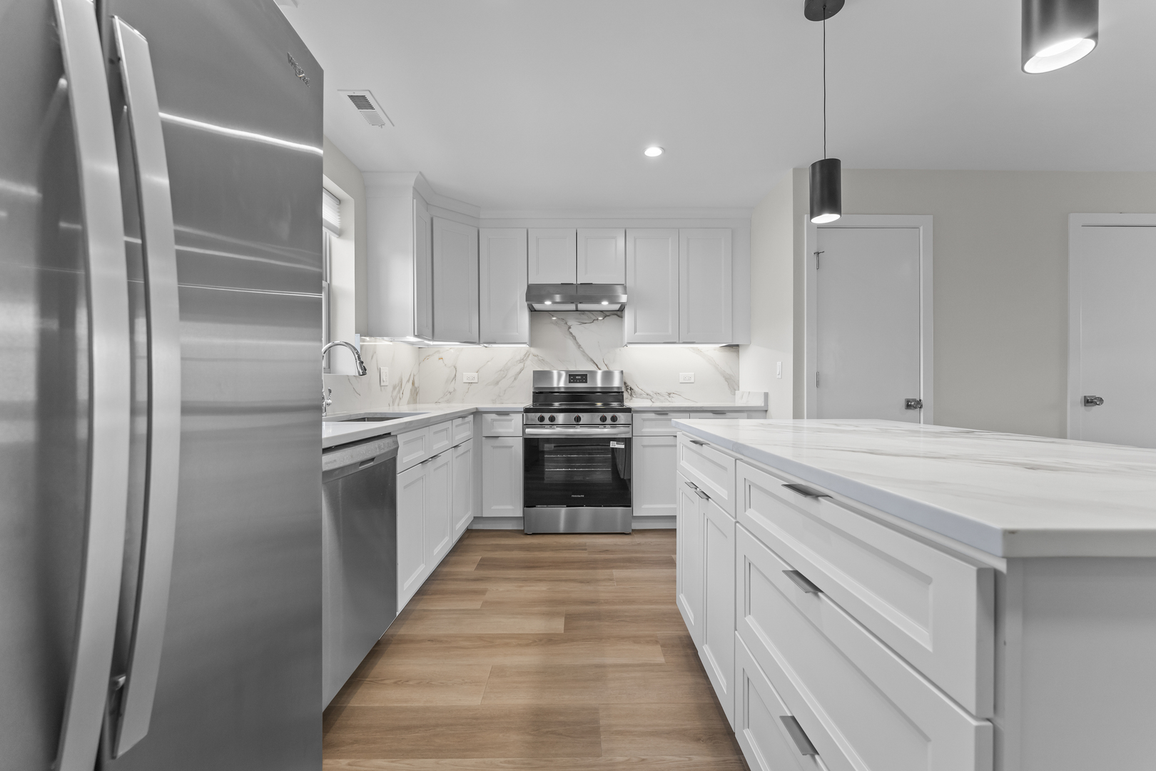 220 S Western Avenue #B, Chicago, IL 60612