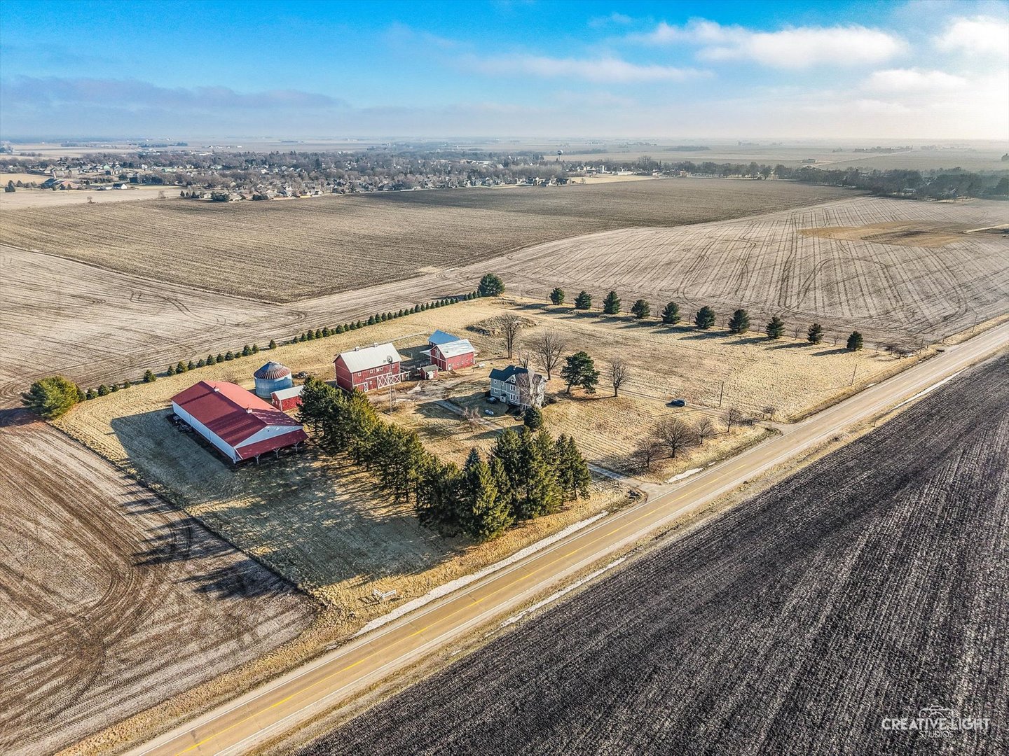 10256 Somonauk Road, Hinckley, IL 60520