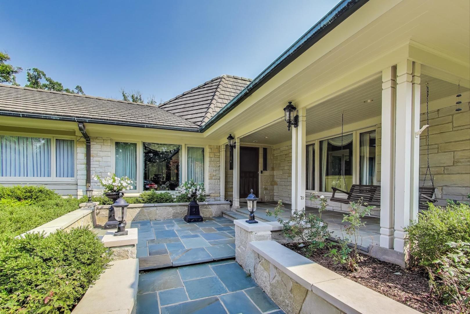 6500 Shady Lane, Burr Ridge, IL 60527