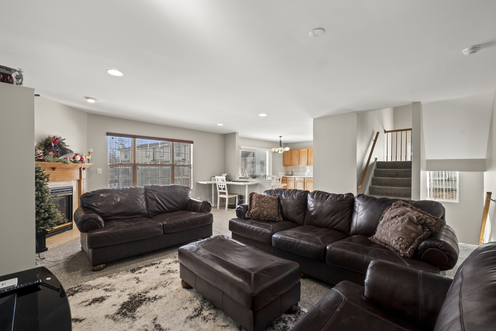 7917 Windsor Drive, Darien, IL 60561