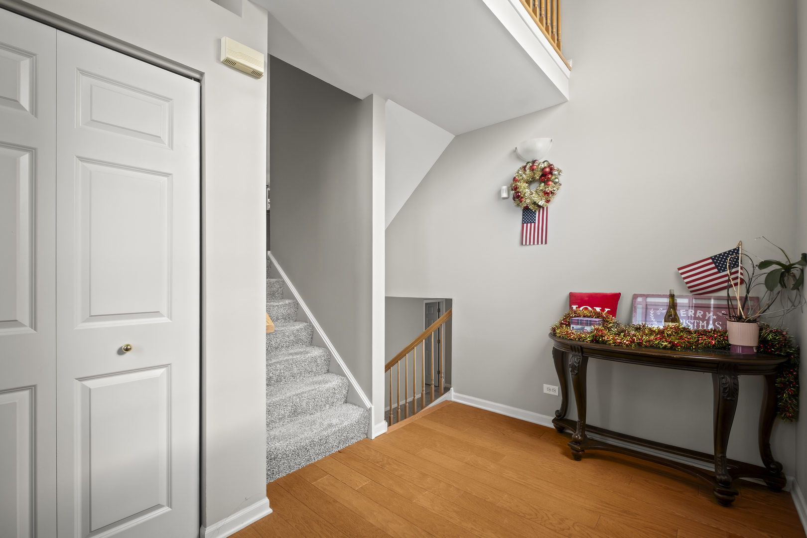 7917 Windsor Drive, Darien, IL 60561