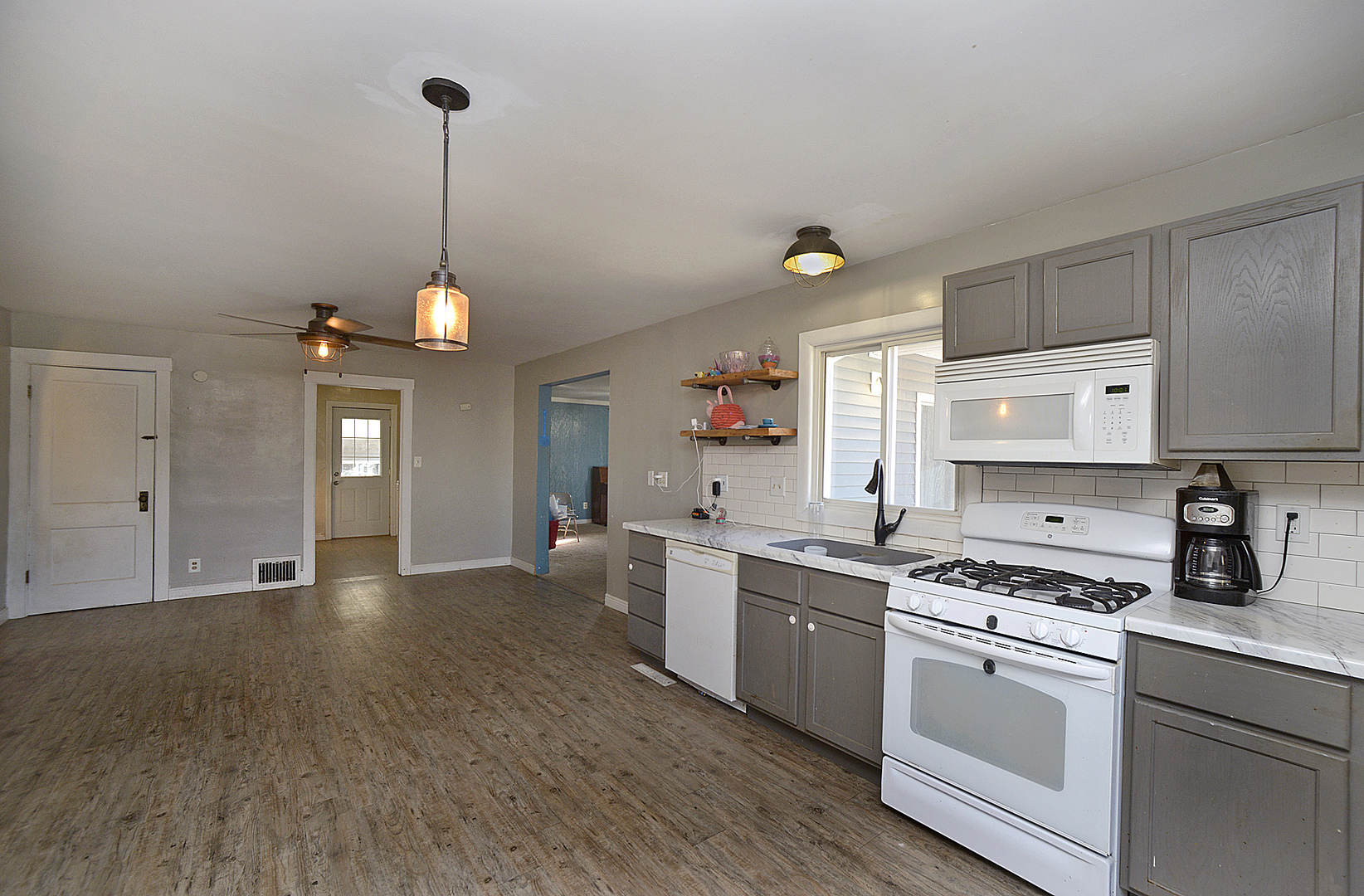 634 1st Avenue, Ottawa, IL 61350