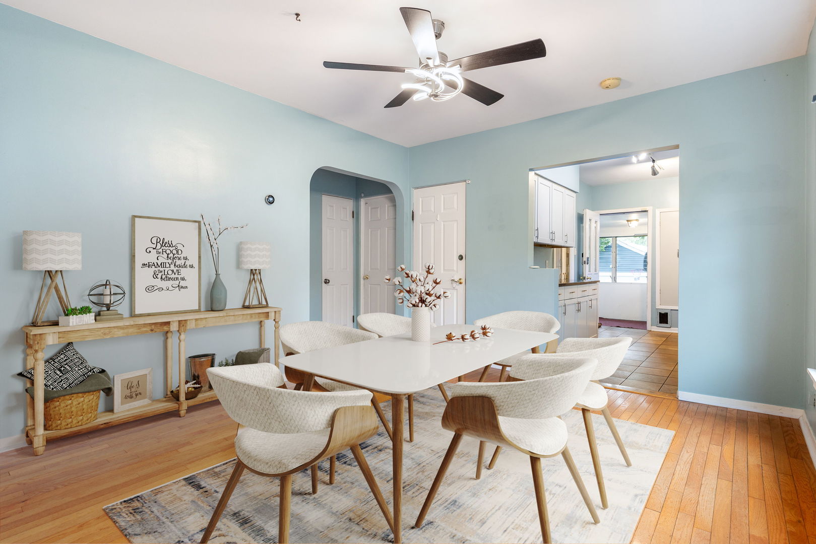 405 S Gilbert Avenue, La Grange, IL 60625