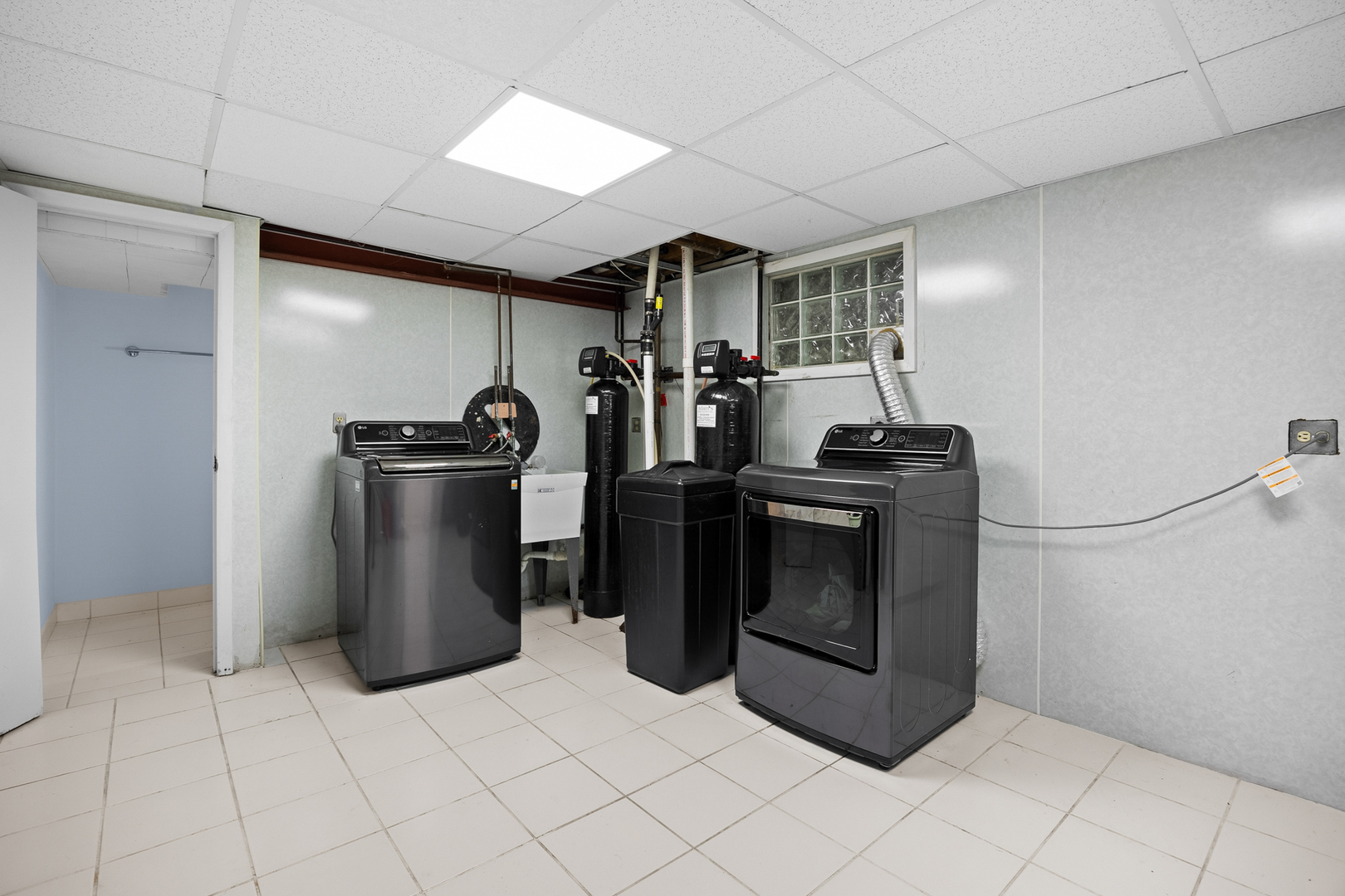 3000 California Avenue, Palatine, IL 60067