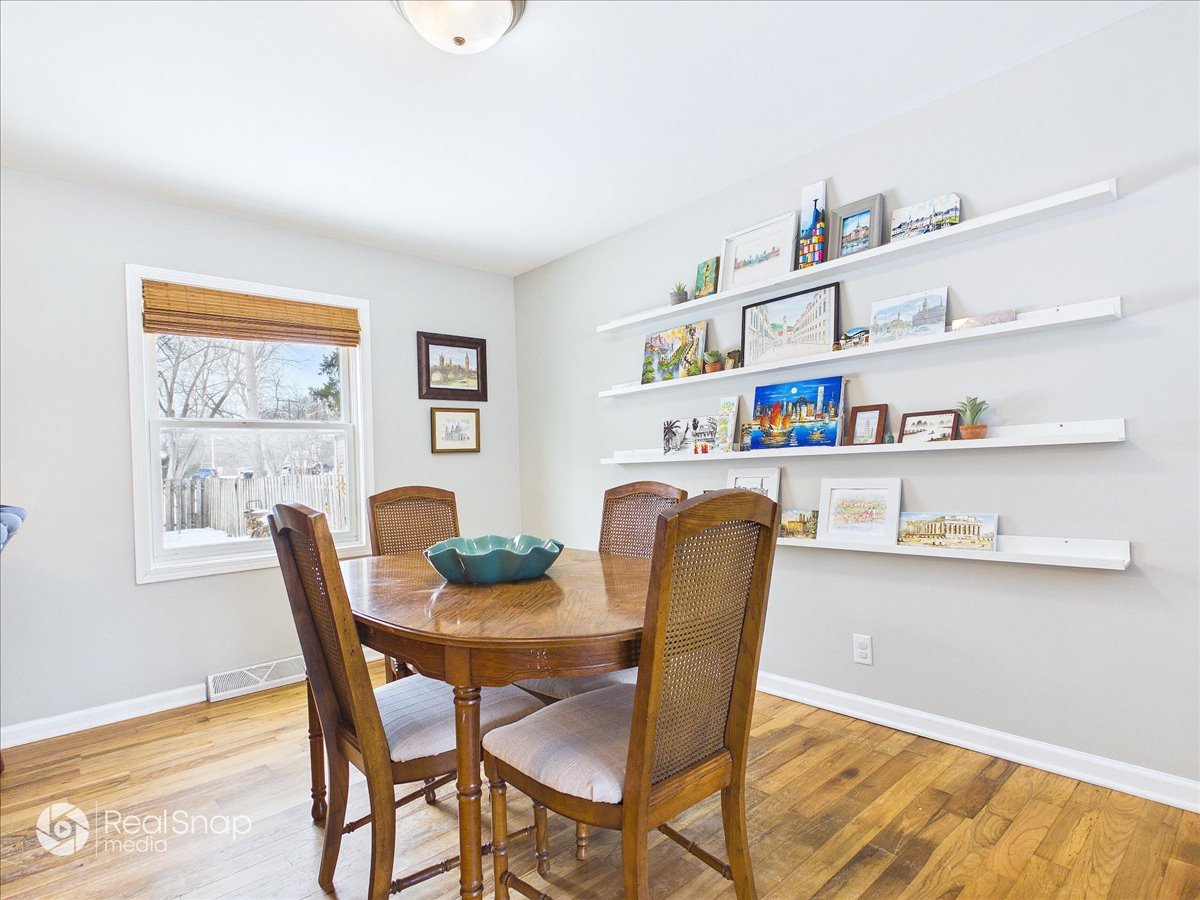 34070 N Lilac Avenue, Grayslake, IL 60030