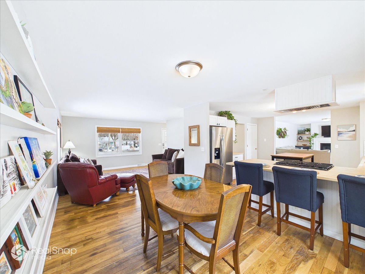 34070 N Lilac Avenue, Grayslake, IL 60030