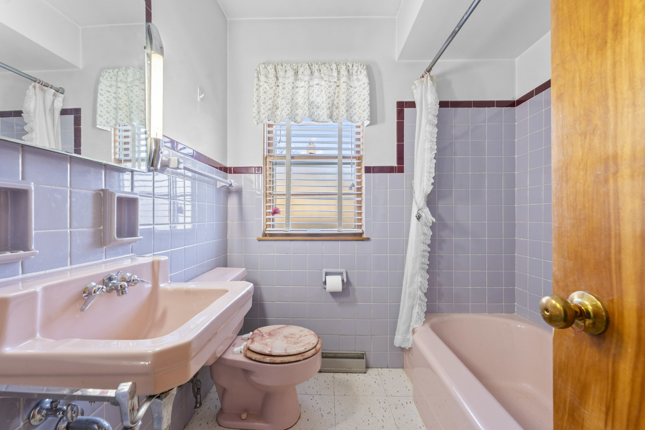 19 Schrum Road, Calumet City, IL 60409