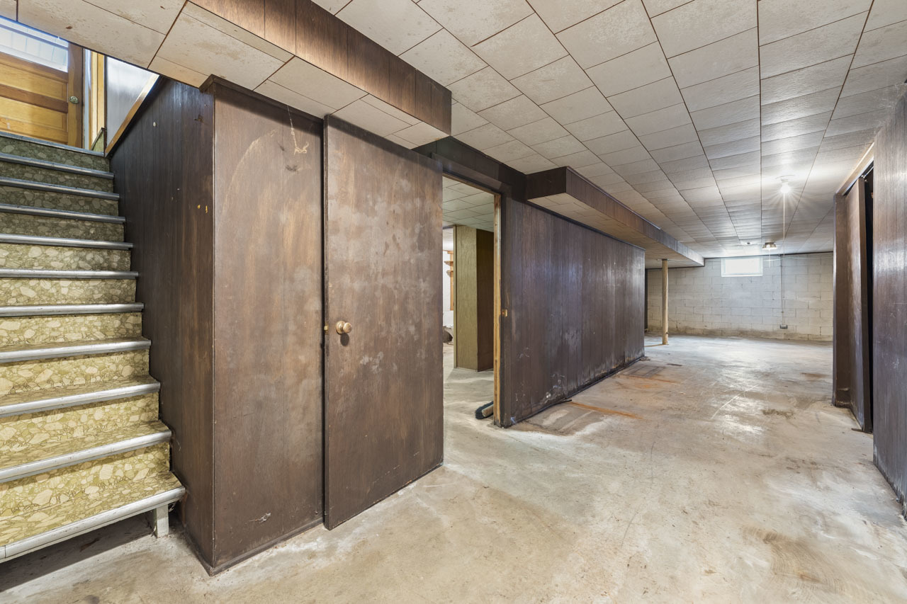 19 Schrum Road, Calumet City, IL 60409