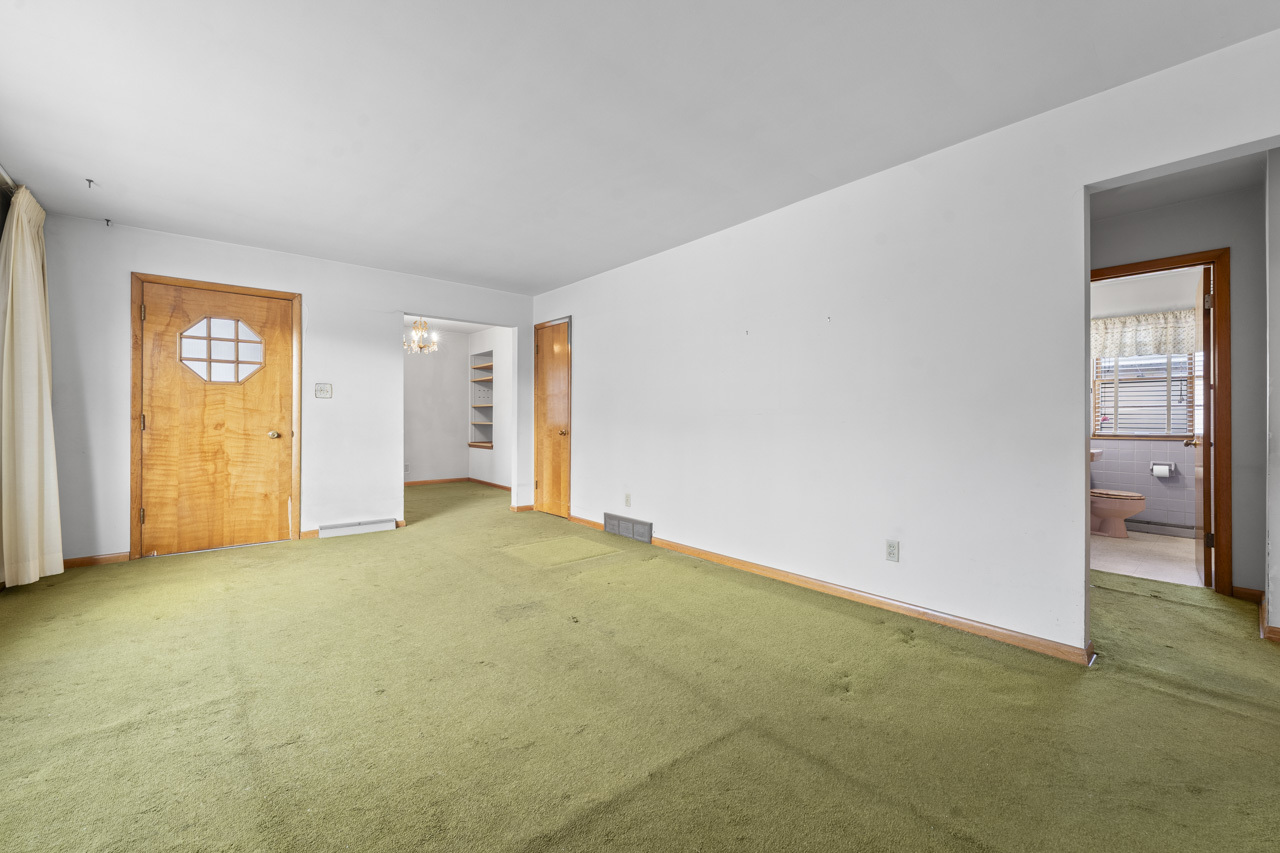 19 Schrum Road, Calumet City, IL 60409