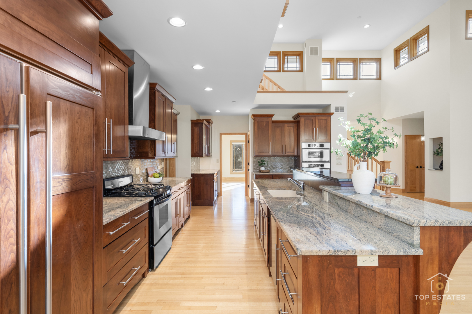 1863 Pheasant Run, Long Grove, IL 60047